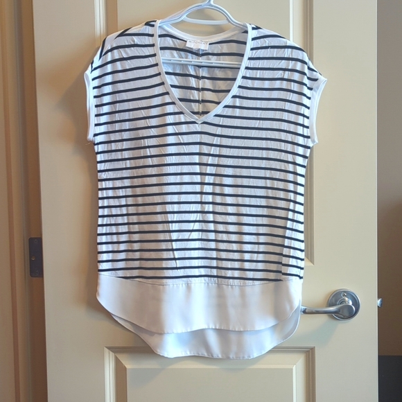 Witchery striped cap sleeve blouse Size M - Picture 2 of 4